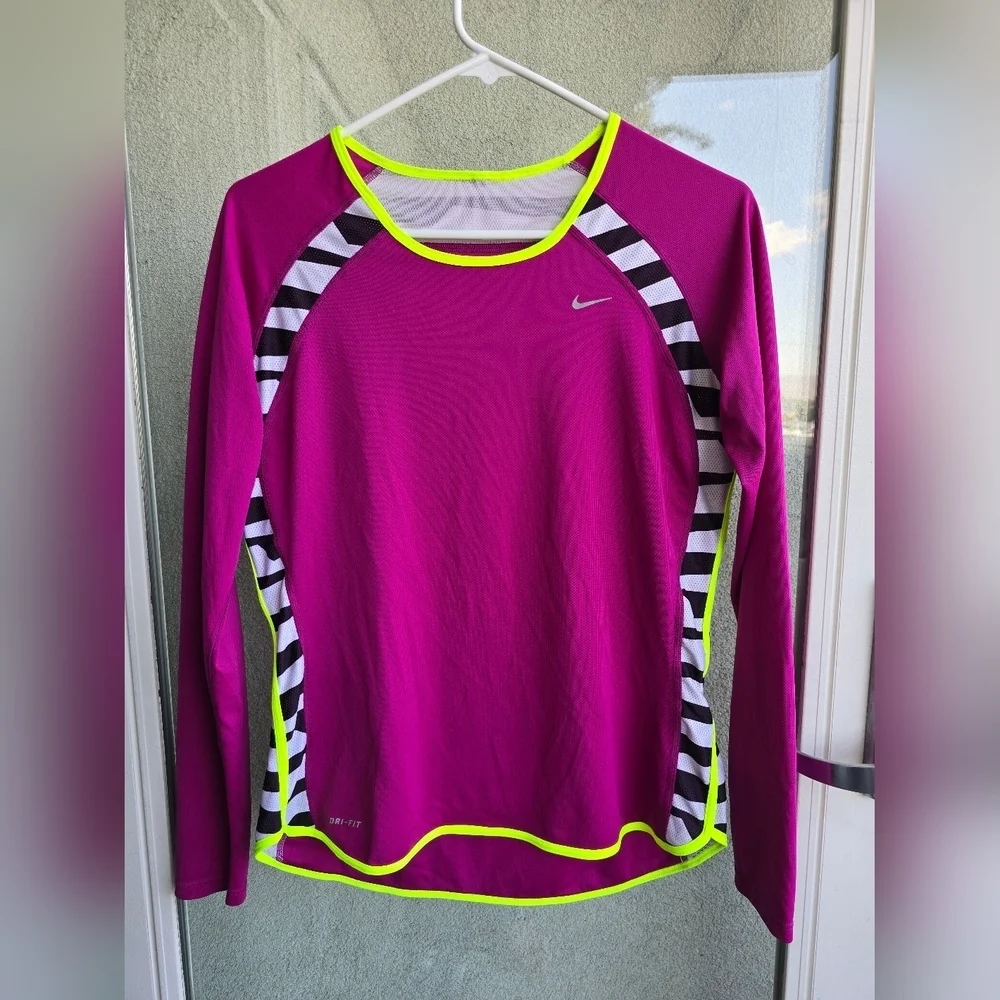 Nike Women's Fuchsia and Neon Long Sleeve Jersey